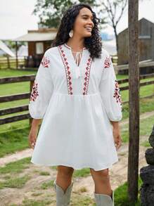 SHEIN VCAY 大碼印花流蘇繫帶領落肩袖娃娃裙 - 白色 - 查看 1