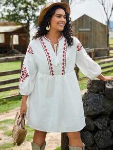 SHEIN VCAY 大碼印花流蘇繫帶領落肩袖娃娃裙 - 白色 - 查看 2