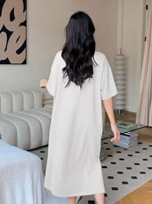 DAZY 熊貓印花落肩袖下擺開叉休閒服洋裝 - 白色 - 查看 2