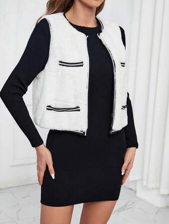 SHEIN Privé Kontrast Kant Öppen Front Väst Fluffig Kappa