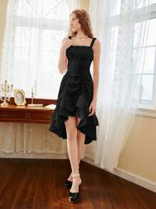 SHEIN MOD 褶饰胸围荷叶边下摆黑色复古吊带连衣裙