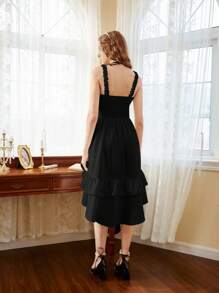 SHEIN MOD 褶饰胸围荷叶边下摆黑色复古吊带连衣裙