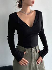 DAZY Áo thun nữ tay dài cổ chữ V trơn - màu đen - Xem 1