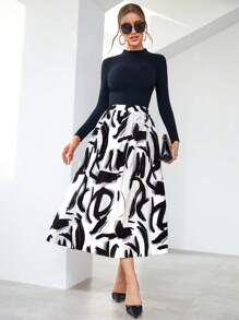 SHEIN Privé Allover Print High Waist Flare Skirt - Black and White - View 4