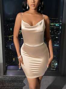 Allurite 垂領緞面吊帶緊身連衣裙 - 香檳色 - 查看 6