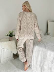 撞色滾邊法蘭絨休閒服套裝 - 杏色 - 查看 2