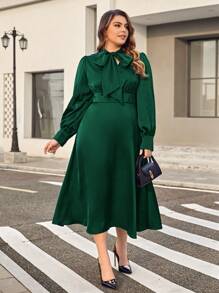 SHEIN Privé Plus Robe À Nœud Manches Bouffantes