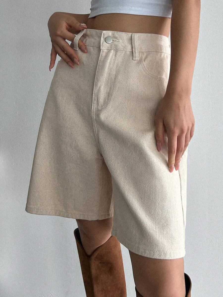 DAZY 斜口袋百慕大牛仔短褲 - 米色 - 查看 1