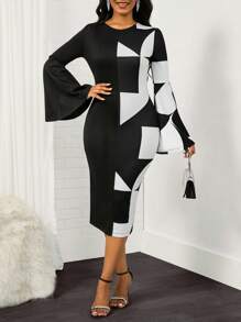 SHEIN Lady Geo Print Trumpet Sleeve Bodycon Dress - Black and White - View 6