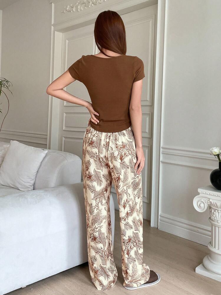 Solid Tee & Tropical Print Pants Lounge Set Pajama