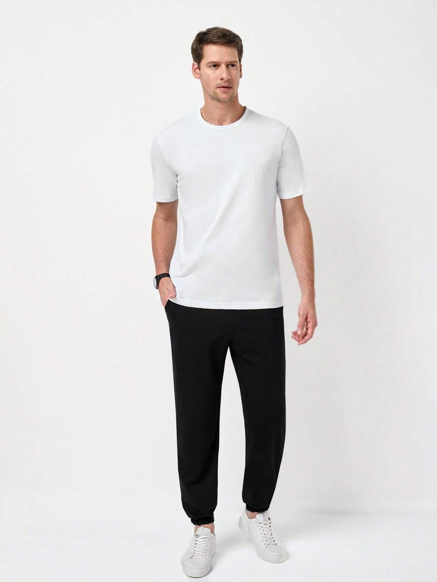RueChic Men Cartoon And Letter Graphic Tee & Pants - Black and White - View 1