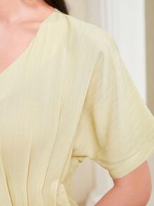 Mulvari 素色蝙蝠袖A字連衣裙 - 黃色 - 查看 5