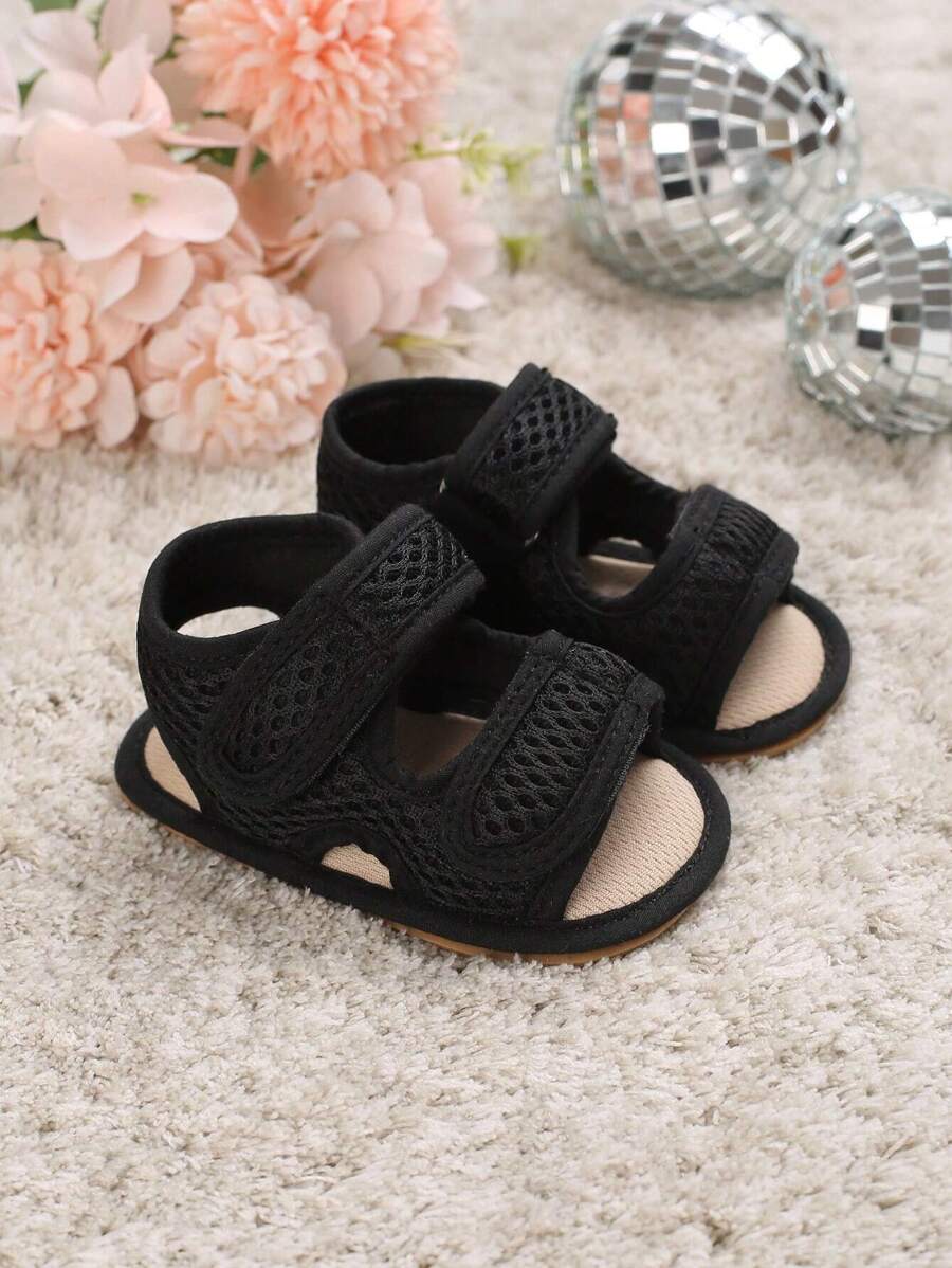 1 par de lindas sandalias de suela blanda y punta abierta para bebés de 0 a 1 año, para verano - Negro - Ver 1