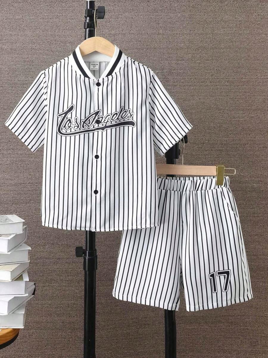 Conjunto de 2 piezas de camisa y shorts de béisbol con estampado de letras a rayas en blanco y negro para niños preadolescentes, trajes de verano - Blanco - Ver 1