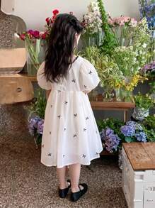 女小童蝴蝶結圖案泡泡袖連衣裙 - 白色 - 查看 2