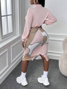 Slaydiva Mock Neck Crop Sweatshirt & Chain Print Skirt - Pink - View 2