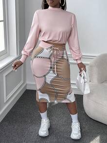 Slaydiva Mock Neck Crop Sweatshirt & Chain Print Skirt - Pink - View 3