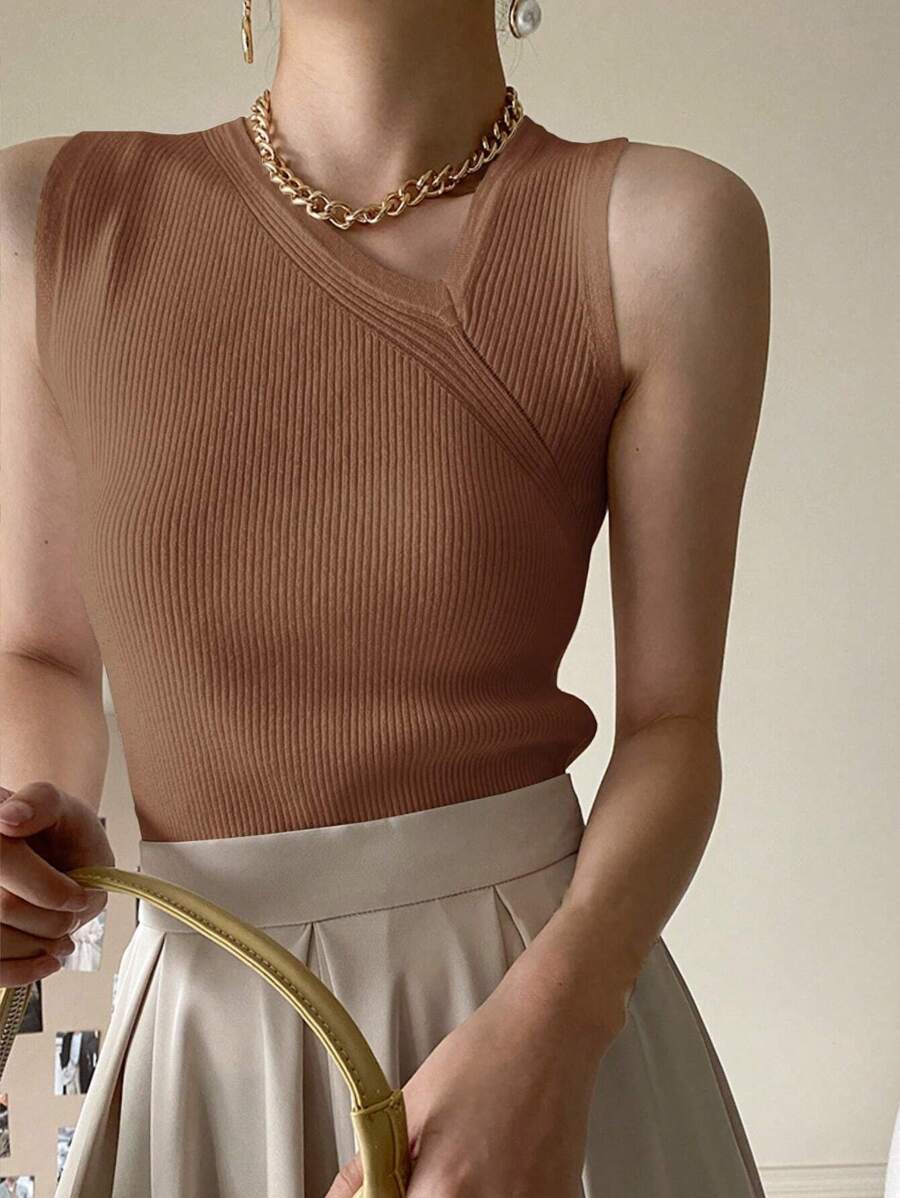 DAZY 女士不对称领纯色无袖商务休闲针织上衣 - 咖啡棕 - 查看 1