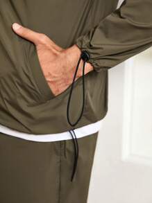 Manfinity RebelGame 男士半拉鏈抽繩下擺夾克&短褲 - 軍綠色 - 查看 3