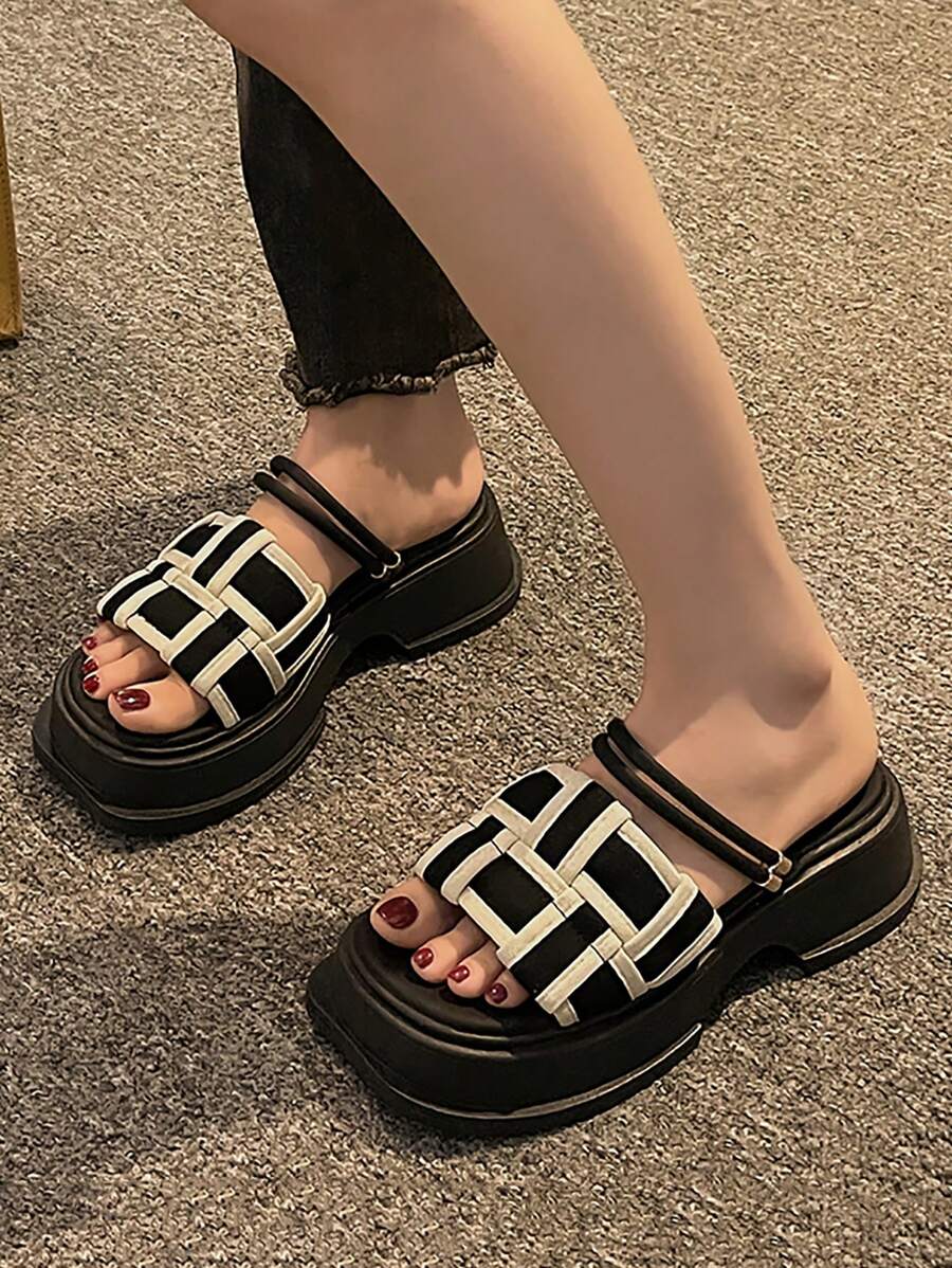 Women's Summer New Platform Wedge Open Toe Comfortable Sandals - Black and White - View 1
