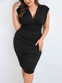 SHEIN Cottnline Plus Plunging Neck Ruched Bodycon Dress - Black - View 1