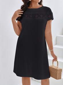 SHEIN Frenchy Hơn Chèn ren Guipure Váy áo thun - màu đen - Xem 1