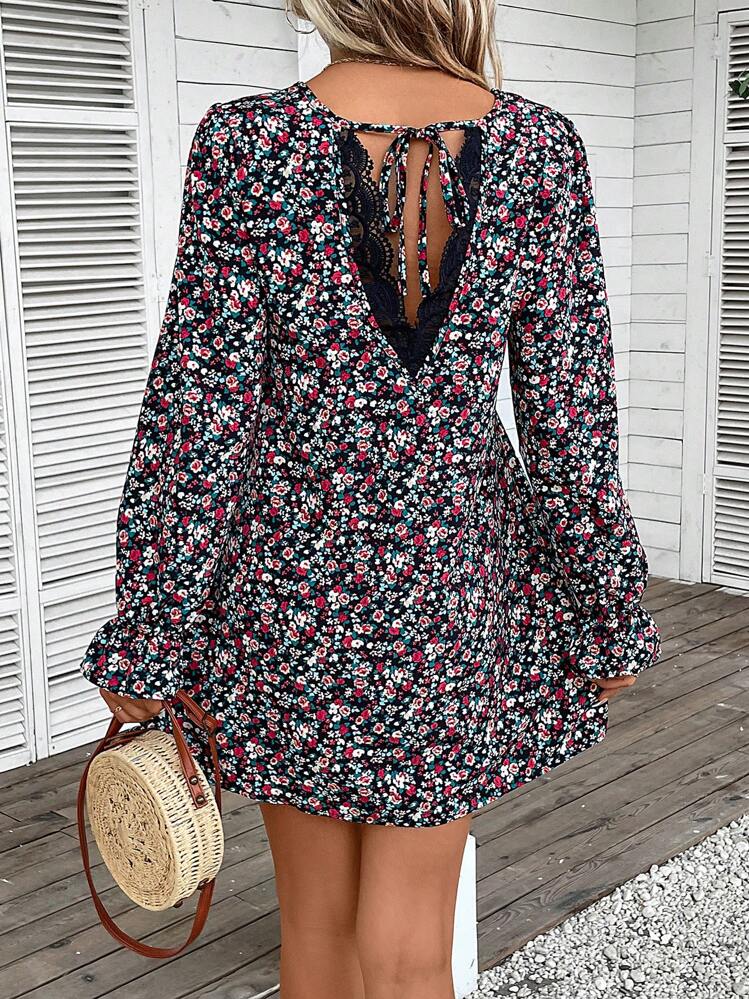 SHEIN Frenchy הדפס פרחוני קשירה בגב שרוול שוליים שמלות - ריבוי צבעים - ראה 1