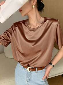 DAZY Camiseta de manga corta con decoración de lentejuelas para mujer para fiesta de graduación - Marrón - Ver 3