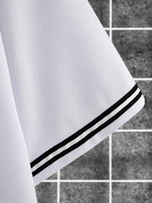 Manfinity Sporsity Men Letter Graphic Striped Trim Drop Shoulder Short Sleeve Tee, Casual, Boyfriend Gift
