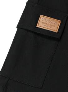 Manfinity Homme 男款寬鬆口袋束腰短褲 - 黑色 - 查看 6