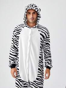 男士萬聖節斑馬紋3D耳朵設計連帽法蘭絨連體睡衣 - 黑與白 - 查看 6