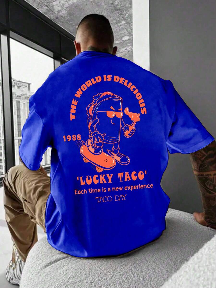 Manfinity EMRG 男士標語和卡通圖案落肩T恤 - 藍色 - 查看 1