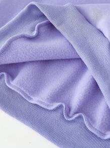 SHEIN 少女2入組可愛臉部和標語印花圓領運動衫和短褲套裝 - 紫色 - 查看 5