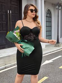 SHEIN Privé Đầm Plus Size Lộ Lưng Tương phản Mesh Ren lên Hoa Gợi cảm - màu đen - Xem 6