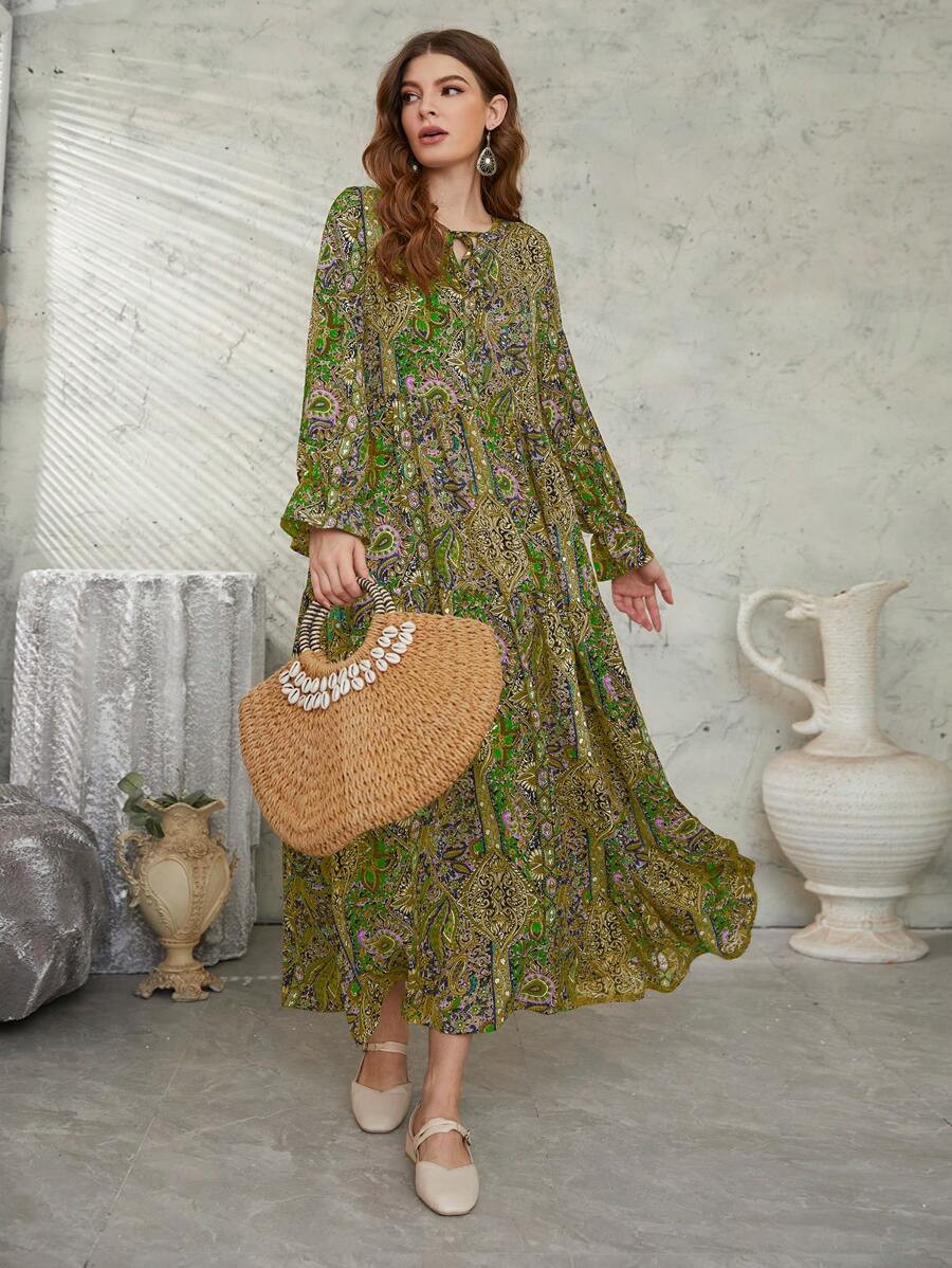 Seusyu 满版印花荷叶边袖荷叶边下摆罩衫端庄长袖连衣裙 - 彩色 - 查看 1