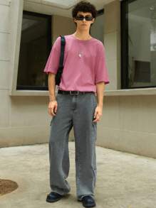 Manfinity EMRG 男士偏寬鬆版貨物褲,帶有側面翻蓋口袋 - 中等水洗藍 - 查看 4