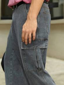 Manfinity EMRG 男士偏寬鬆版貨物褲,帶有側面翻蓋口袋 - 中等水洗藍 - 查看 7