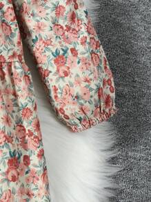 SHEIN 女小童碎花燈籠袖荷葉邊洋裝