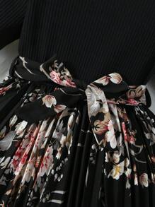 SHEIN Young Girl Floral Print Pleated Hem Belted Dress