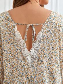 SHEIN Frenchy Plus Ditsy Floral Print Tie Back Flare Sleeve Blouse - Multicolor - View 5