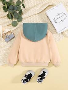 SHEIN 男婴字母图案袋鼠口袋落肩卫衣 - 卡其色 - 查看 2