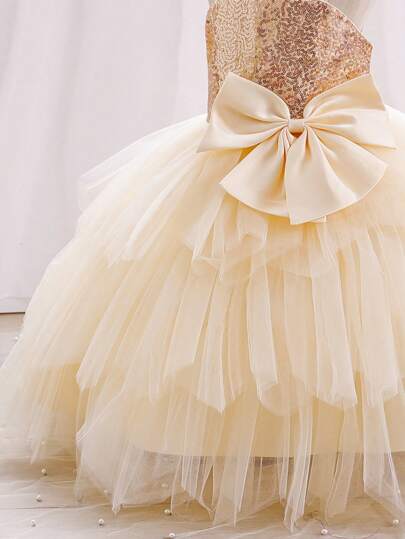 SHEIN Glamorique Kids Vestido de Festa de Casamento para Menina com Lantejoulas Brilhantes, Borda de Bainha Assimétrica Decorada com Grande Laço, Adequado para Festa de Aniversário, Casamento, Anfitriã ou Florista