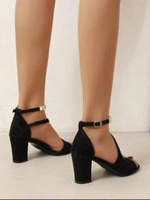 女士金屬裝飾粗跟涼鞋,優雅黑色仿麂皮踝帶平底涼鞋適合夏天