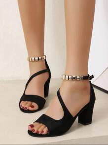 女士金屬裝飾粗跟涼鞋,優雅黑色仿麂皮踝帶平底涼鞋適合夏天