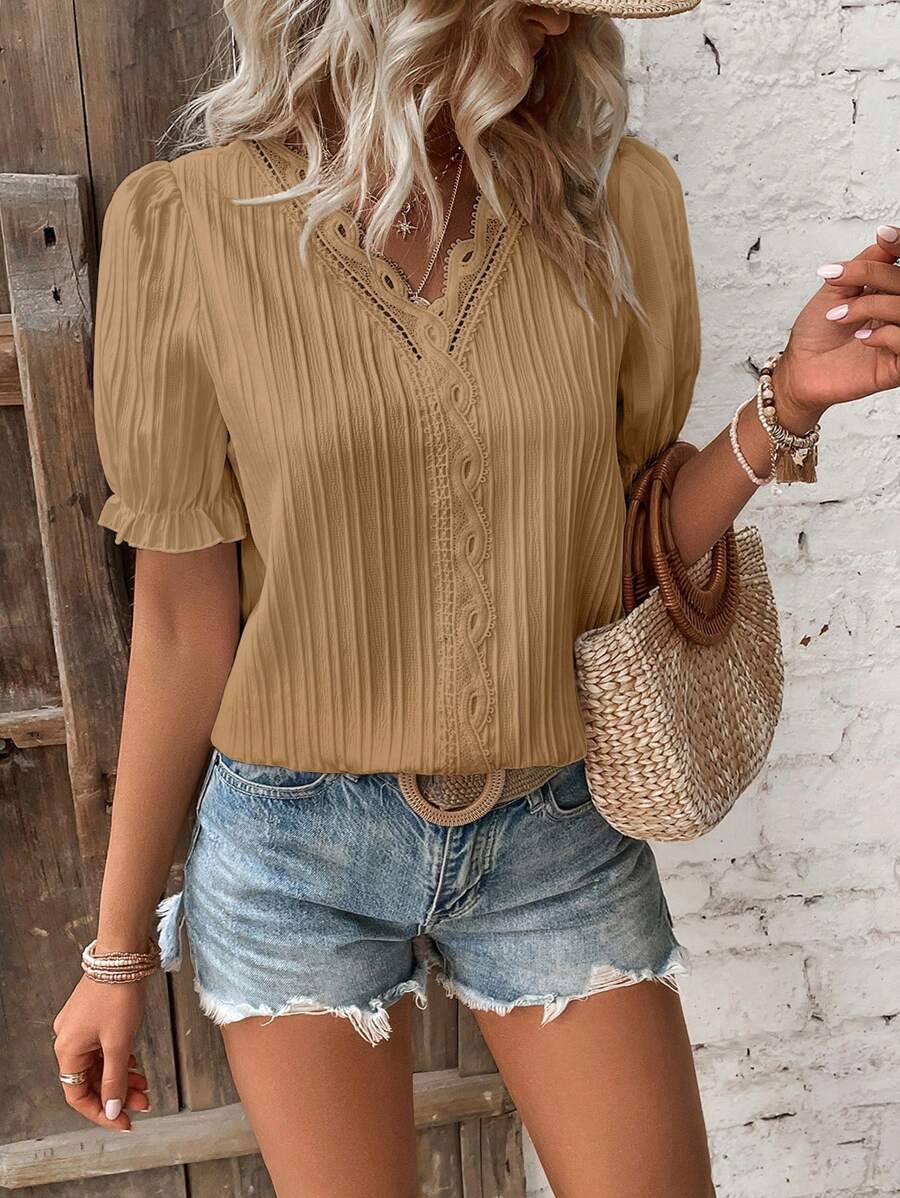 SHEIN LUNE Guipure Lace Insert Puff Sleeve Blouse