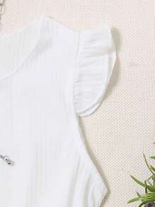 SHEIN 女孩荷葉邊短袖t卹和紙袋腰短褲