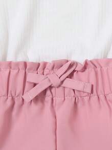 SHEIN 女孩荷葉邊短袖t卹和紙袋腰短褲