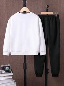 SHEIN Tween Boy Letter Embossed Contrast Trim Sweatshirt & Patch Detail Joggers - Black and White - View 2