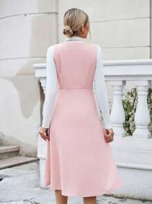 SHEIN Privé 翻蓋口袋前紐扣連衣裙無毛衣 - 粉色 - 查看 2