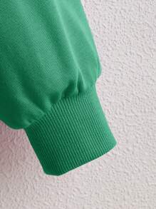 SHEIN Chica preadolescente Pullover con estampado de dibujos animados y letra de hombros caídos - Verde - Ver 3